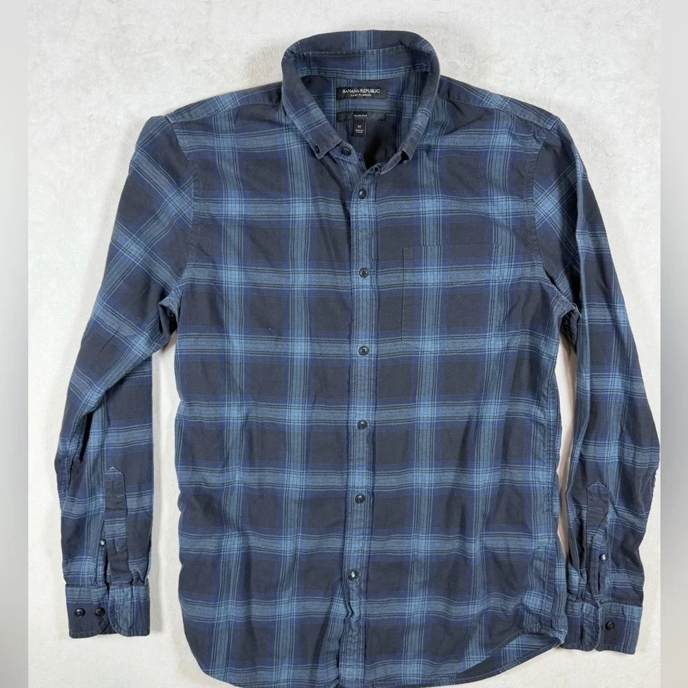 Banana Republic Luxe Flannel Slim Fig Navy and Light Blue Plaid Flannel Shirt